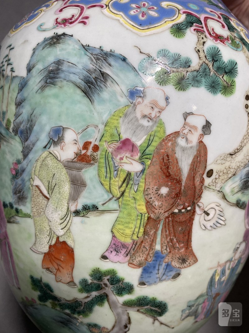 清嘉庆 粉彩群仙祝寿图瓶 - 图15